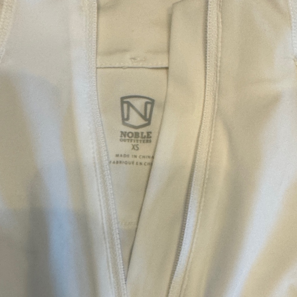 Amy Short Sleeve Quarter Zip - White (XS) - Picture 3 of 6